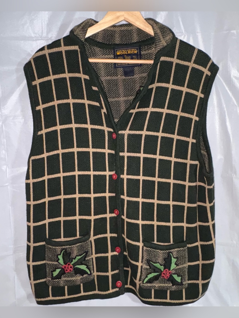 Vtg Woolrich Womens Vest Sz Later Green Holly Berries Cottagecore Button Front